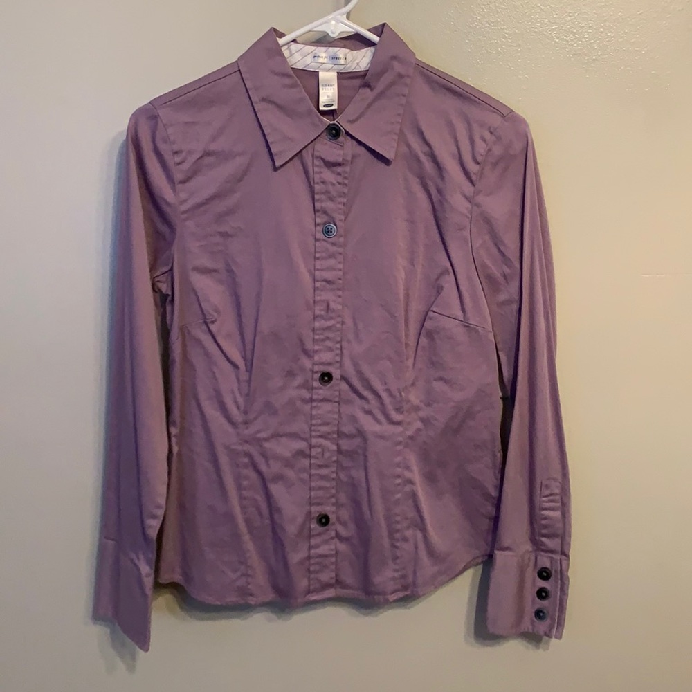 Fitted button up shirt